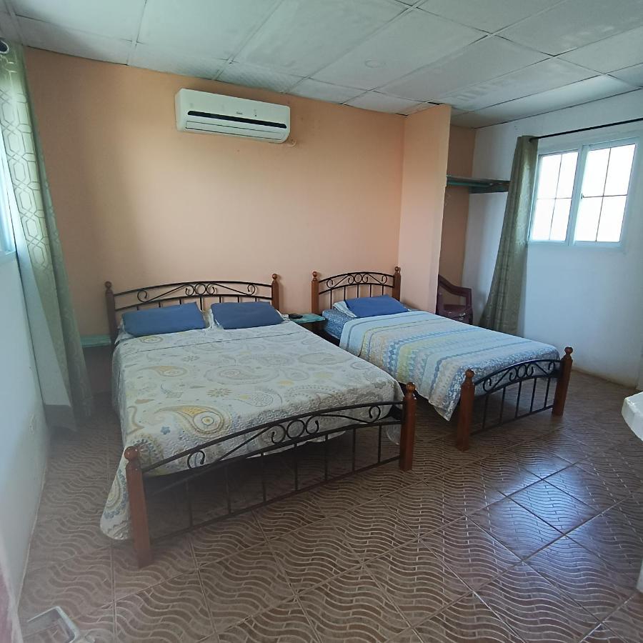 Rancho Juancho Hotel Portobelo Kültér fotó